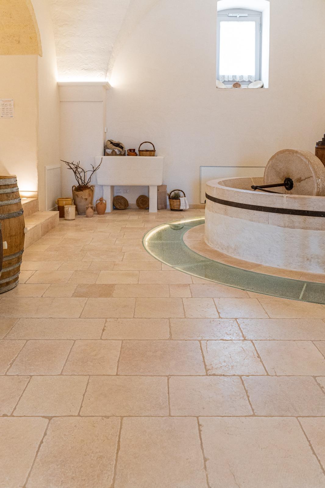8aed401a 0985 4ed9 a03f 2c7a0f77476c